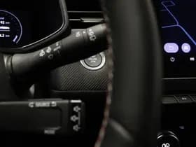 Renault Clio thumbnail 35