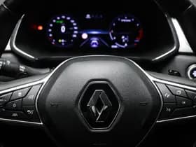 Renault Captur thumbnail 33