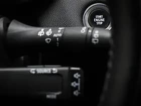 Renault Captur thumbnail 35
