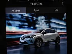 Renault Captur thumbnail 46