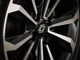 Renault Clio thumbnail 23