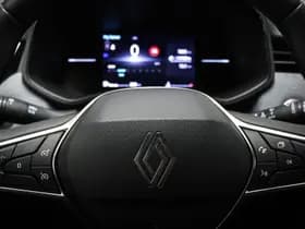 Renault Clio thumbnail 31