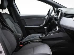 Renault Clio thumbnail 7
