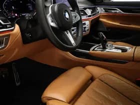 BMW 7-Serie thumbnail 34