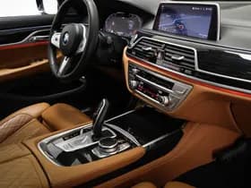 BMW 7-Serie thumbnail 6
