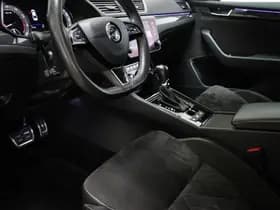Škoda Superb thumbnail 30