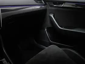 Škoda Superb thumbnail 38