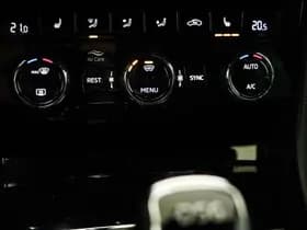 Škoda Superb thumbnail 43