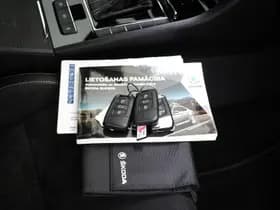 Škoda Superb thumbnail 54