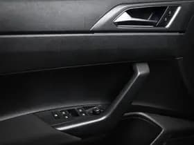 Volkswagen Polo thumbnail 25