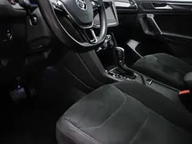 Volkswagen Tiguan thumbnail 32