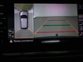 Volkswagen Tiguan thumbnail 6