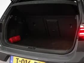 Volkswagen Golf thumbnail 13