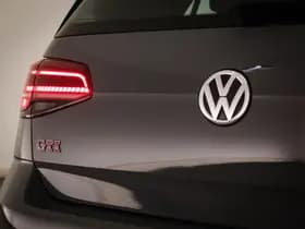 Volkswagen Golf thumbnail 23