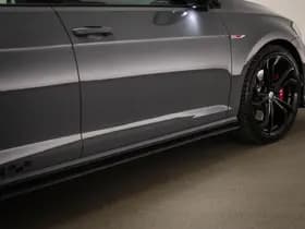Volkswagen Golf thumbnail 24