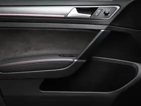 Volkswagen Golf thumbnail 27