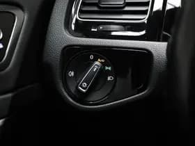 Volkswagen Golf thumbnail 31