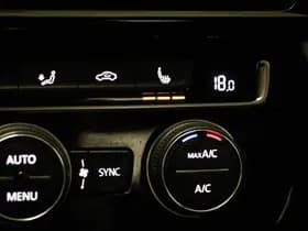 Volkswagen Golf thumbnail 5