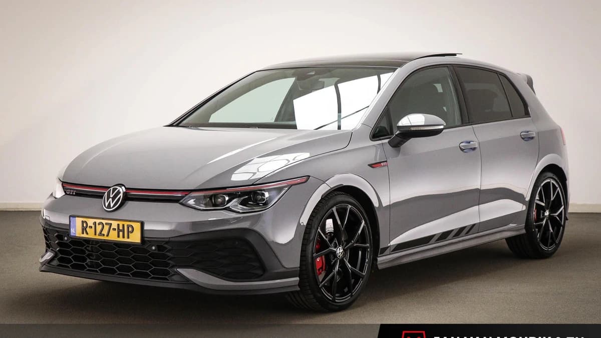 Volkswagen Golf — foto 1