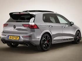 Volkswagen Golf thumbnail 2