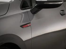 Volkswagen Golf thumbnail 20