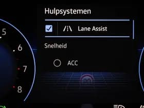 Volkswagen Golf thumbnail 36