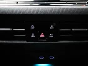 Volkswagen Golf thumbnail 45