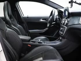 Mercedes-Benz GLA thumbnail 10
