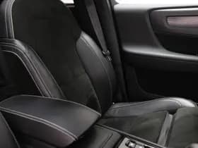Volvo XC40 thumbnail 10