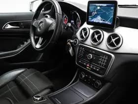 Mercedes-Benz GLA thumbnail 3