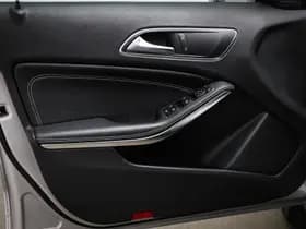 Mercedes-Benz GLA thumbnail 24