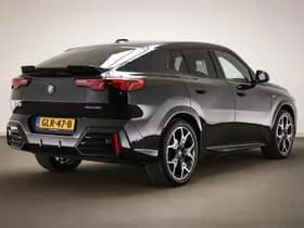 BMW iX2 thumbnail 2