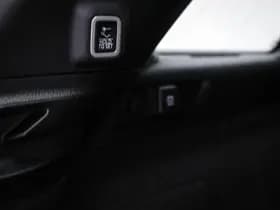 Jeep Grand Cherokee thumbnail 15