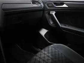 Volkswagen Tiguan thumbnail 36