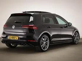 Volkswagen Golf thumbnail 2