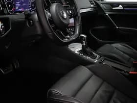 Volkswagen Golf thumbnail 33