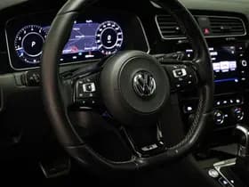 Volkswagen Golf thumbnail 35