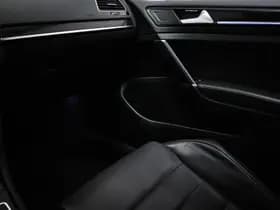 Volkswagen Golf thumbnail 39