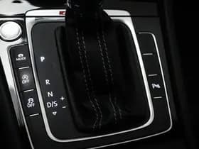 Volkswagen Golf thumbnail 41