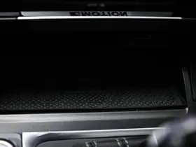 Volkswagen Golf thumbnail 45