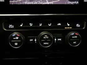 Volkswagen Golf thumbnail 46