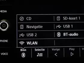 Volkswagen Golf thumbnail 50