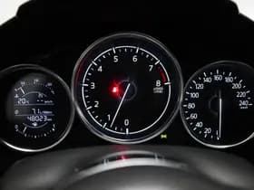 Mazda MX-5 thumbnail 9