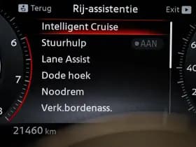 Nissan Qashqai thumbnail 38
