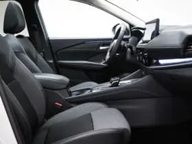Nissan Qashqai thumbnail 8
