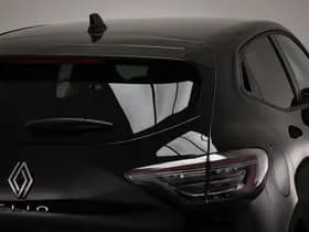 Renault Clio thumbnail 24