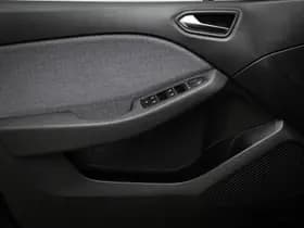 Renault Clio thumbnail 27