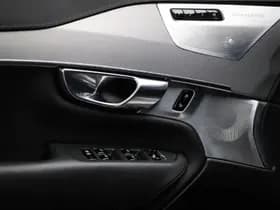 Volvo XC90 thumbnail 33