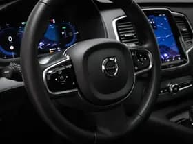 Volvo XC90 thumbnail 38