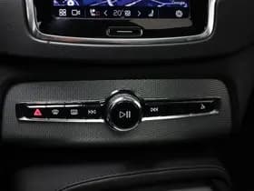 Volvo XC90 thumbnail 44